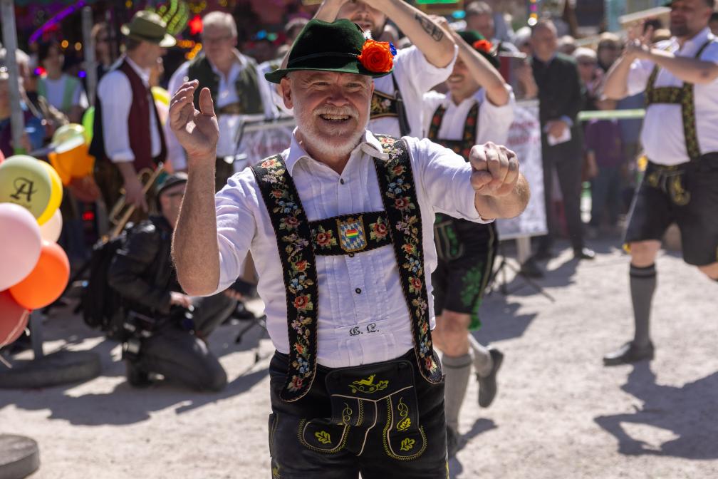 Die Schwuhplattler eröffneten die Dult