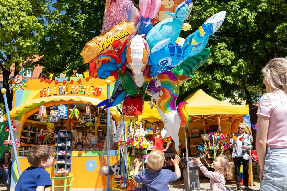 Kinder im Schaustellerteil