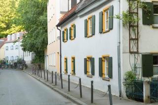 Nockherstraße Au In der Nockherstraße stehen heute viele der alten Herbergshäuschen.