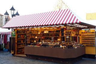 Stand Leder JO mit zahlreichen Lederprodukten Stand Leder JO mit zahlreichen Lederprodukten